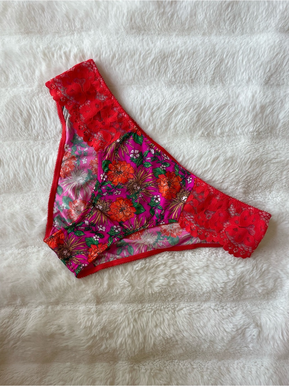 Victoria Secret Hipkini Panty.